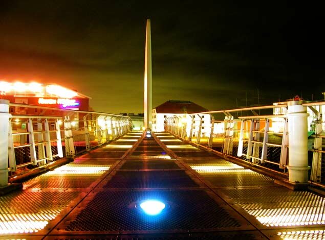 Hafenbrücke Vegesack bei Nacht